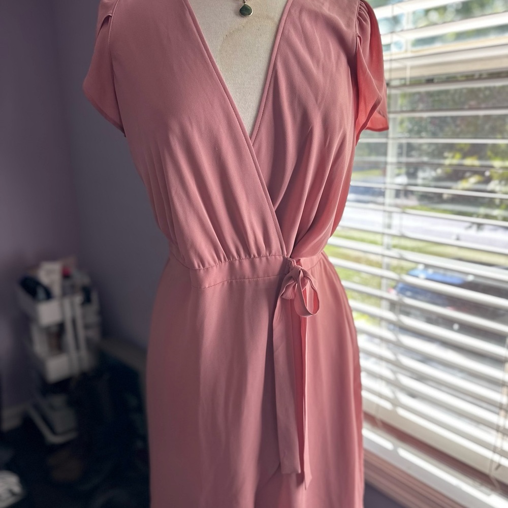 Express Soft Pink Midi Dress